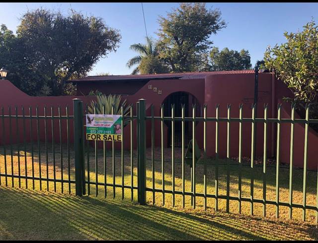 4 BEDROOM HOUSE SOLD IN SINOVILLE